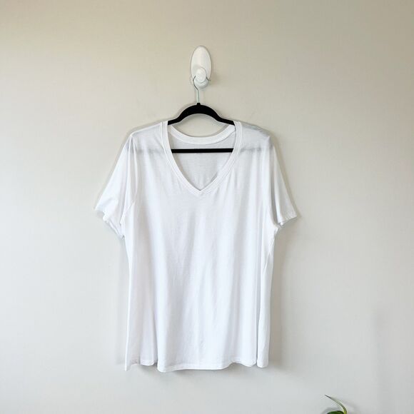 Lane Bryant Classic Perfect Sleeve V Neck White T-Shirt Women's Size 18/20 - Picture 1 of 6